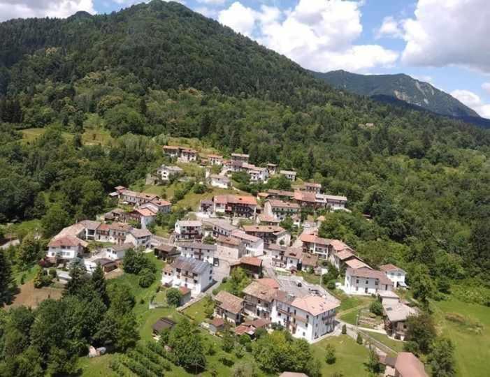 Casa Vacanze Il Bearc Feltrone المظهر الخارجي الصورة